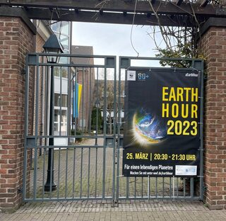 Banner zur Earth Hour 2023